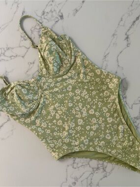 Billabong Wild West Ditsy Morgan One Piece - Willow - Size Medium